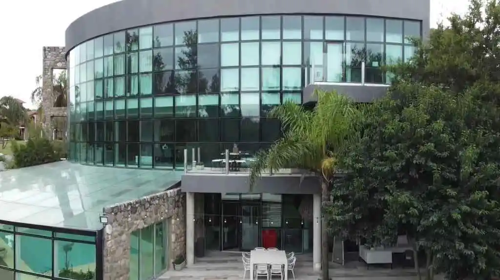 LOMAS DE LA CAROLINA EXCLUSIVA CASA. BAR SAPA  PSCINA CLIMATIZASA