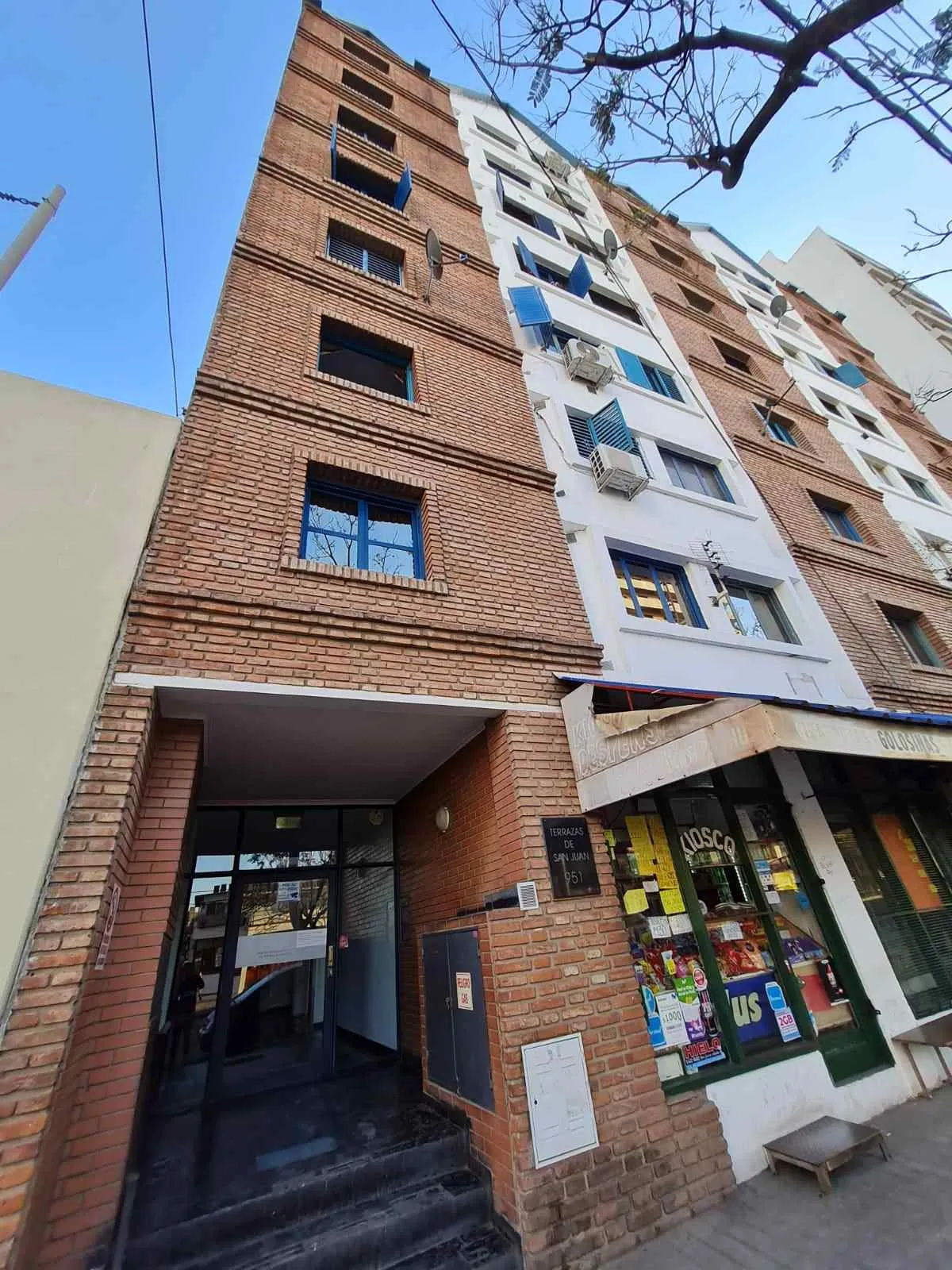 VENDO OPORTUNIDAD C CERT. APTO BANCOR - SOBRE BV. SAN JUAN -  2 DORMITORIOS  - N...