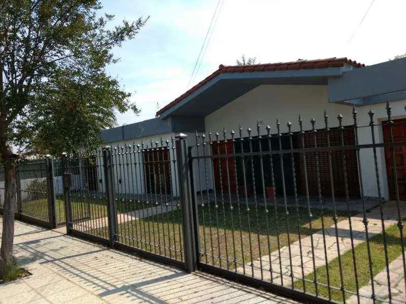 Tu Hogar Ideal en Cerro de Las Rozas: Amplia Casa de 3 Dormitorios
