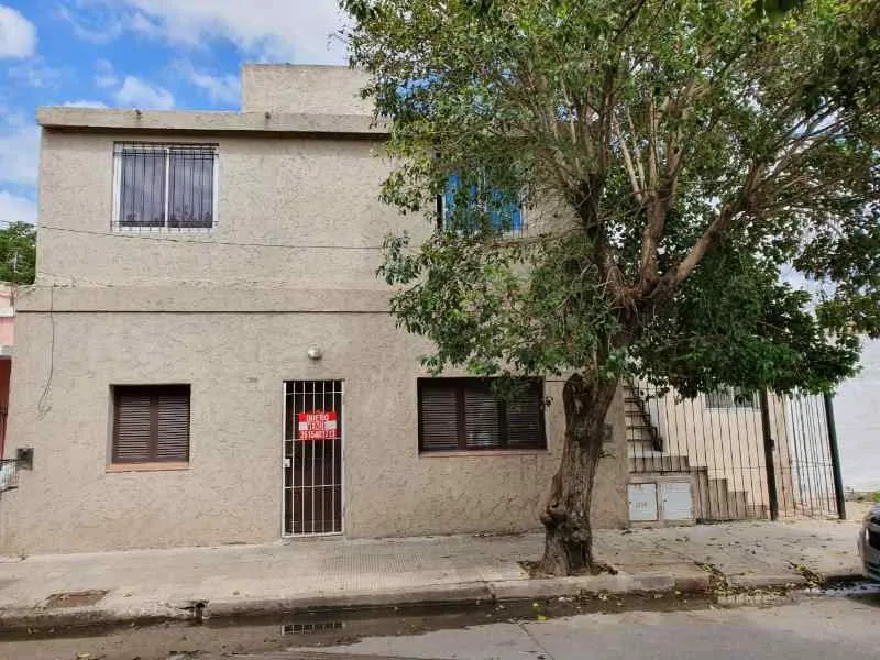 Casa en Venta - Departamento - Barrio Altamira