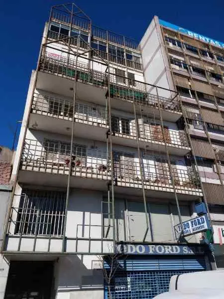 Centro, Rivera Indarte 670, muy amplio, ideal inversión, escritura
