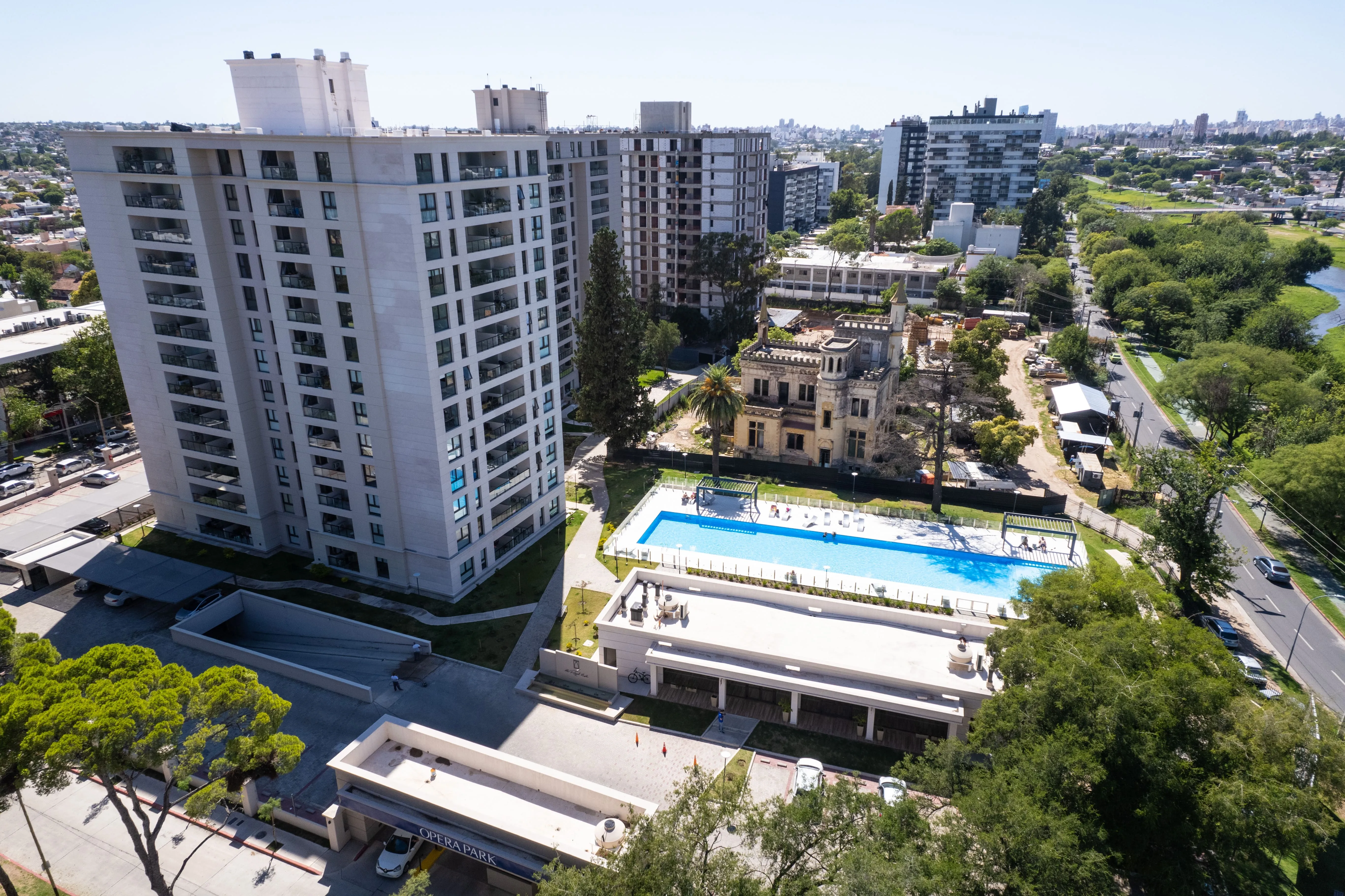 PROACO VENDE CON POSESION  PARK