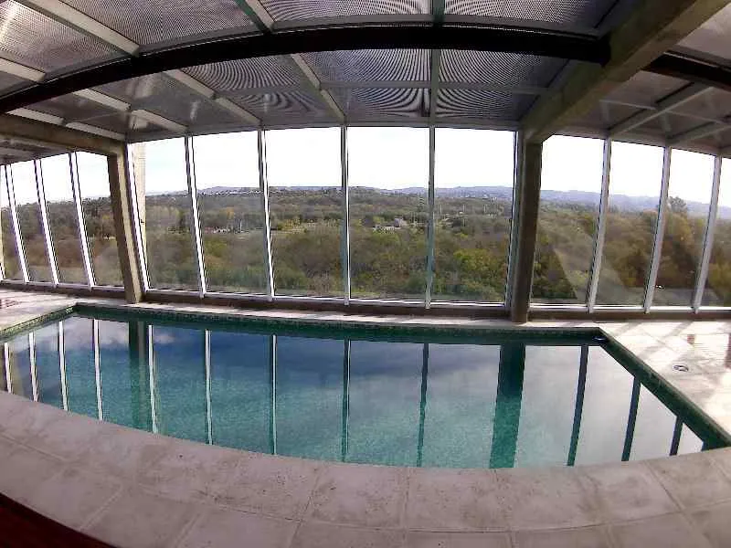 Villa Belgrano . Vilanova - Pileta climatizada, 2 cocheras -Mirá el video!