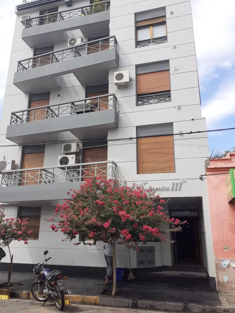 Alberdi - Caseros 1131, a mts. Nuevo centro Shopping, zona Jefatura, Ajus Semest