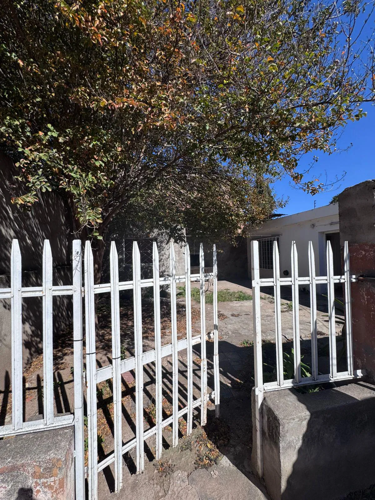 CASA EN ALQUILER BARRIO TALLERES