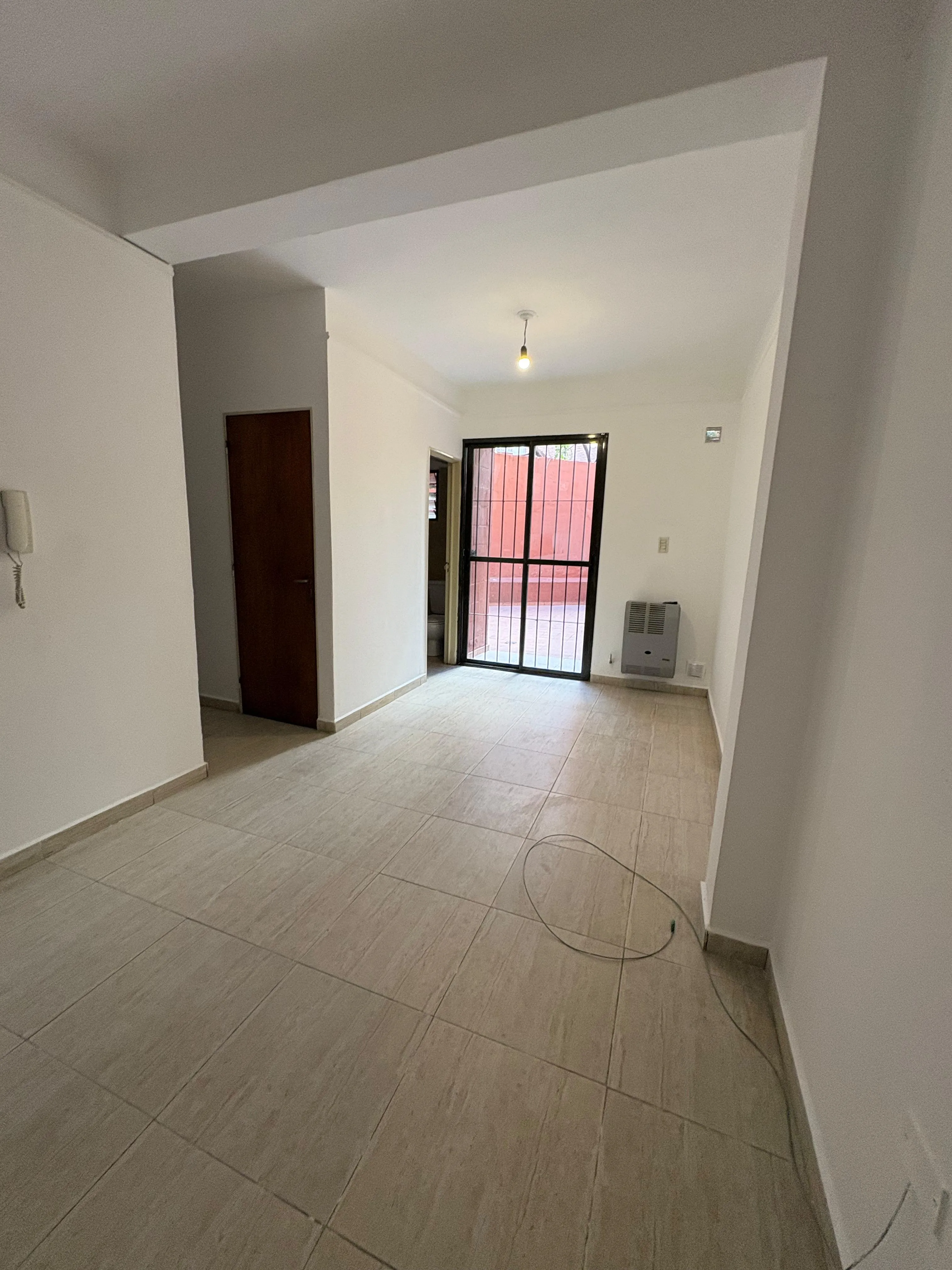 DPTO 1 DORMITORIO NUEVA CORDOBA CIUDAD UNIVERSITARIA PARQUE BRUJAS TEJAS CON PATIO!