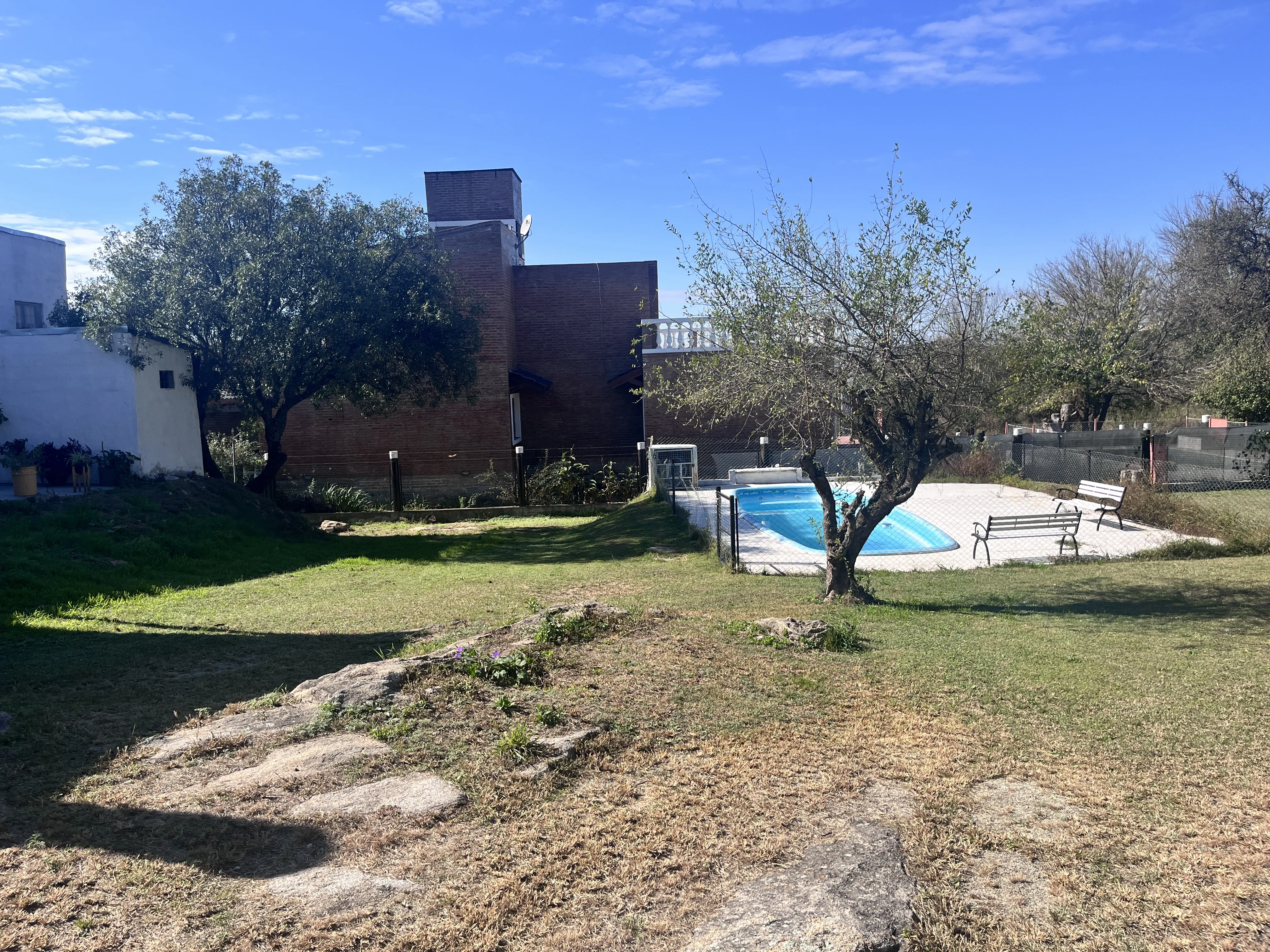 VENTA CASA + 4 MONOAMBIENTES EQUIPADOS CABALANGO!! GRAN OPORTUNIDAD DE NEGOCIO!!