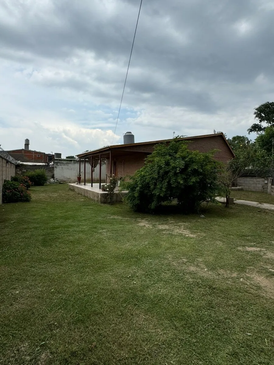 GUIÑAZU - CASA 3 DORMITORIOS - AMPLIO LOTE