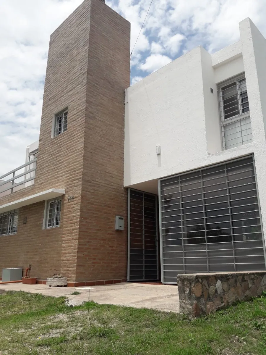 Vendo Casa en Salsipuedes. Excelente ubicación. Apto BANCOR.