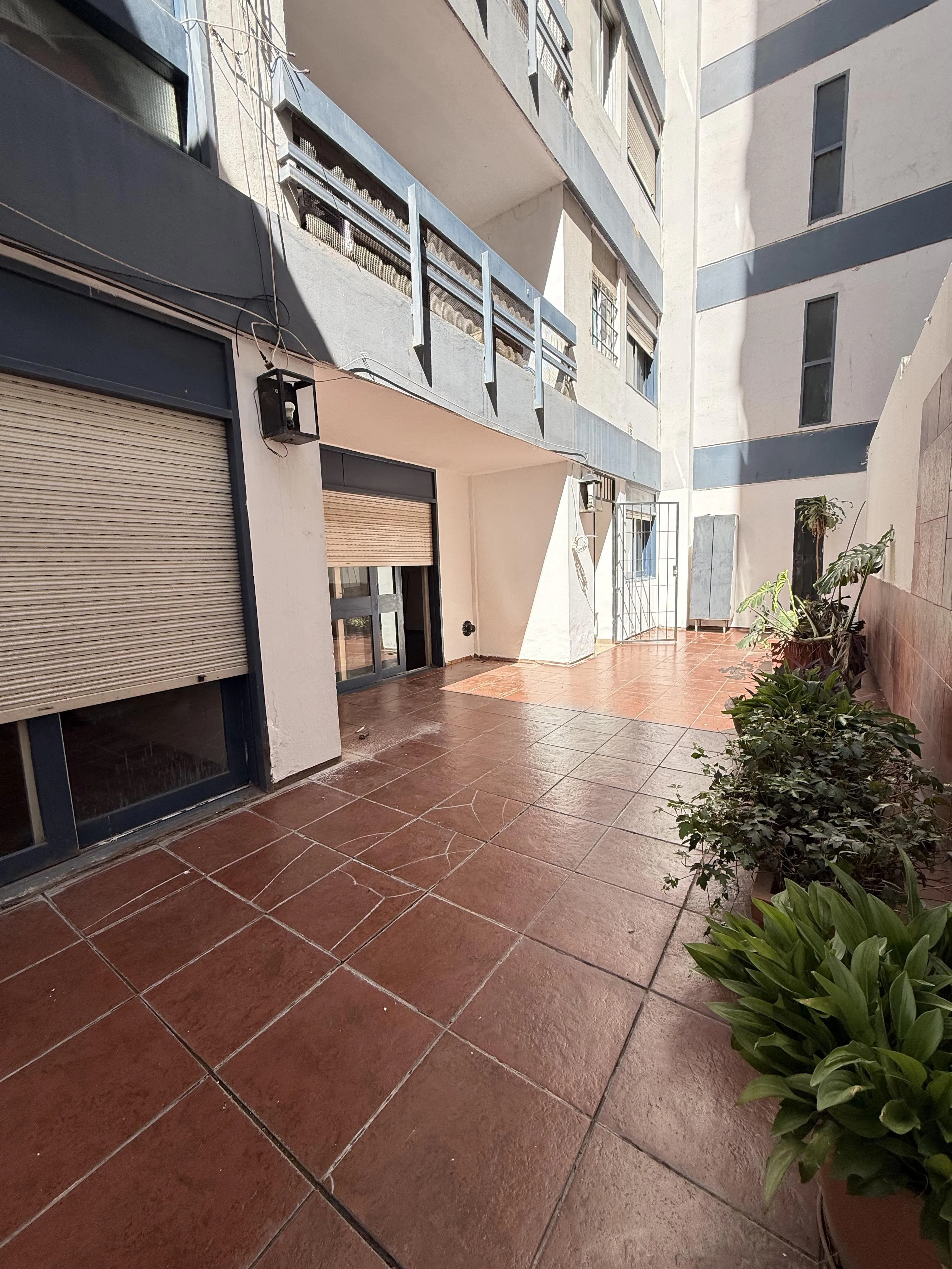ALQUILER DEPARTAMENTO 2 DORM 2 PATIOS - AV COLON 661 - CENTRO