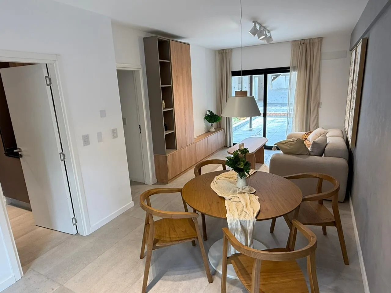 AMPLIO DEPTO 2 DORM Y BALCON - COMPLEJO CON AMENITIES - BARRIO JARDIN
