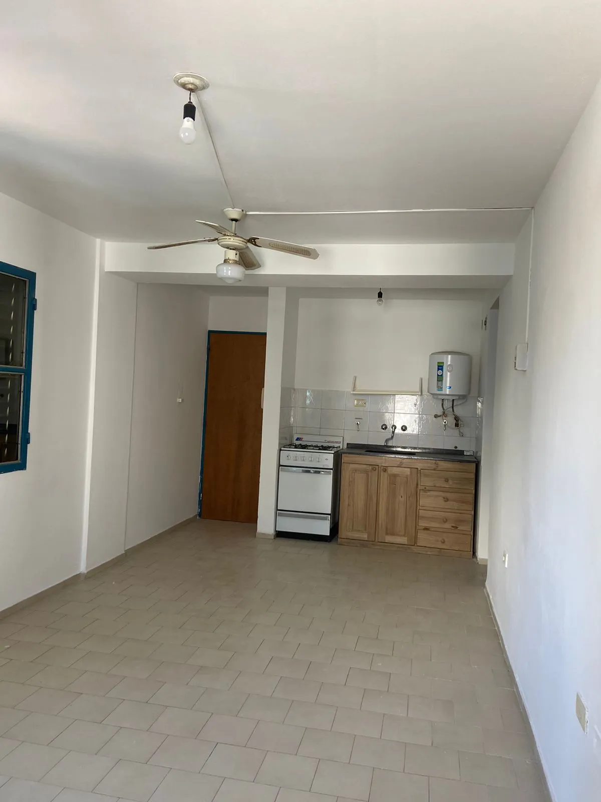 Hermoso monoambiente piso alto luminoso