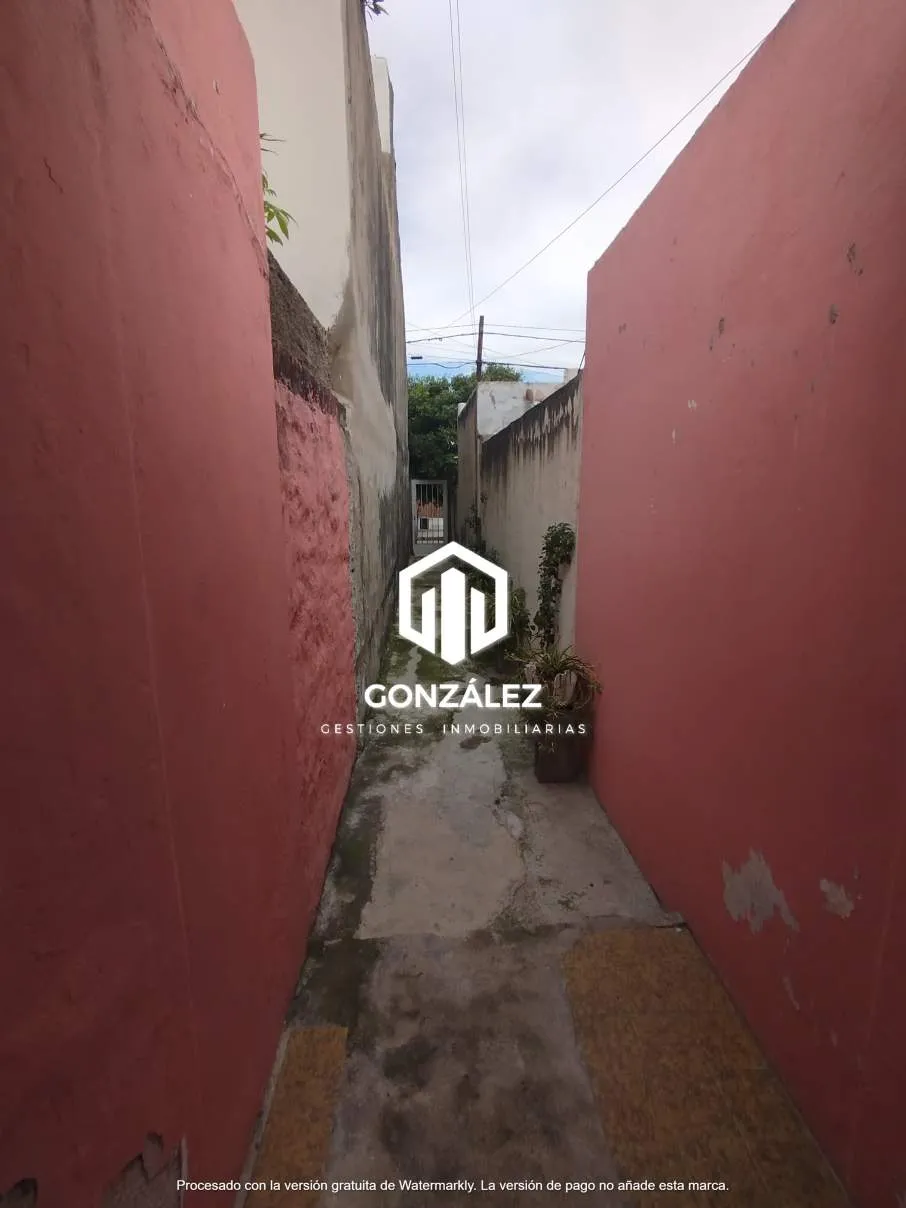 Inversión - Casa Interna por Pasillo en Barrio Observatorio -