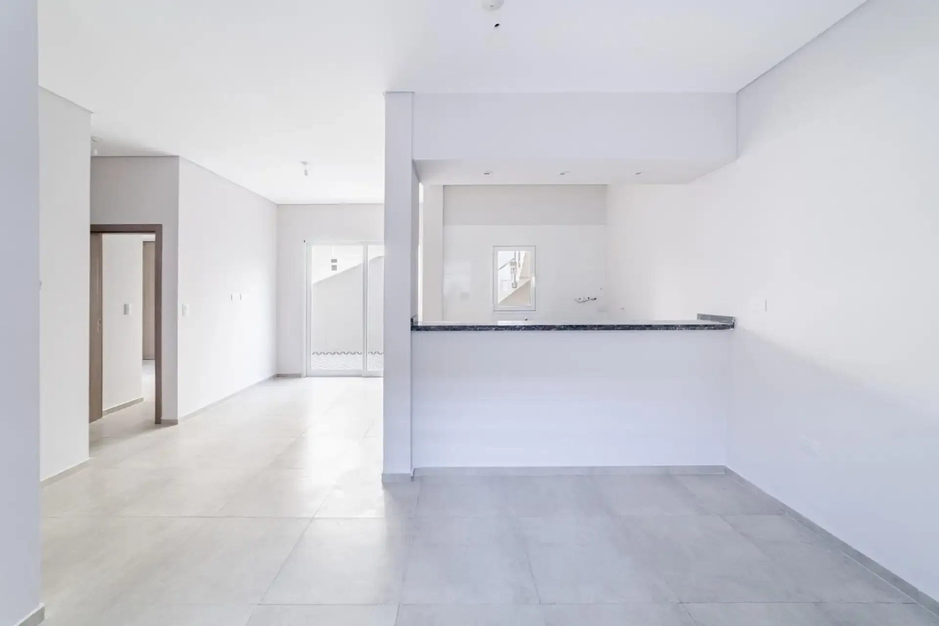 Casa con 2 dor., 2 baños uno en suite, excelentes terminaciones!!