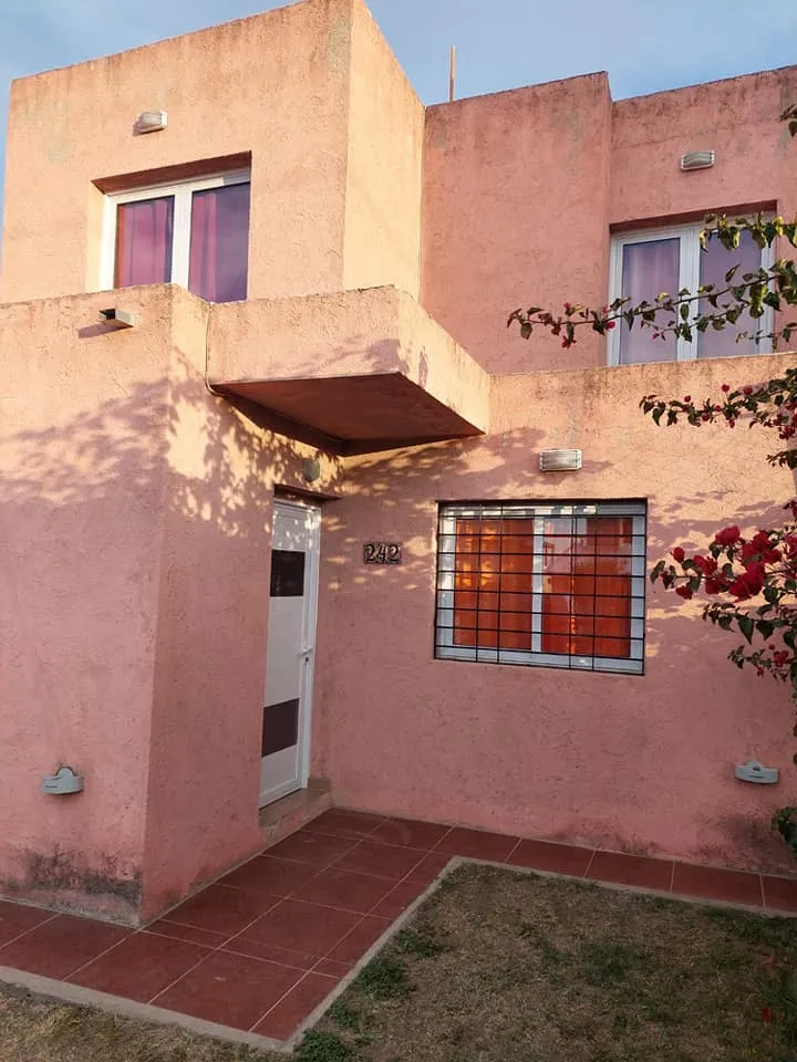 VENTA DE DUPLEX EN BARRIO VILLA SOL, SALSIPUEDES, CORDOBA