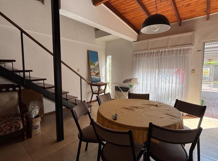 Casa · 74m² · 2 Dormitorios · 1 Cochera