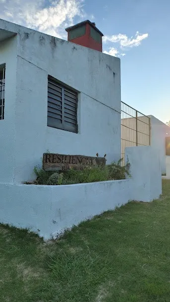 Se VENDE  casa principal mas Departamento nuevo de dos dormitorios Villa Ani Mi