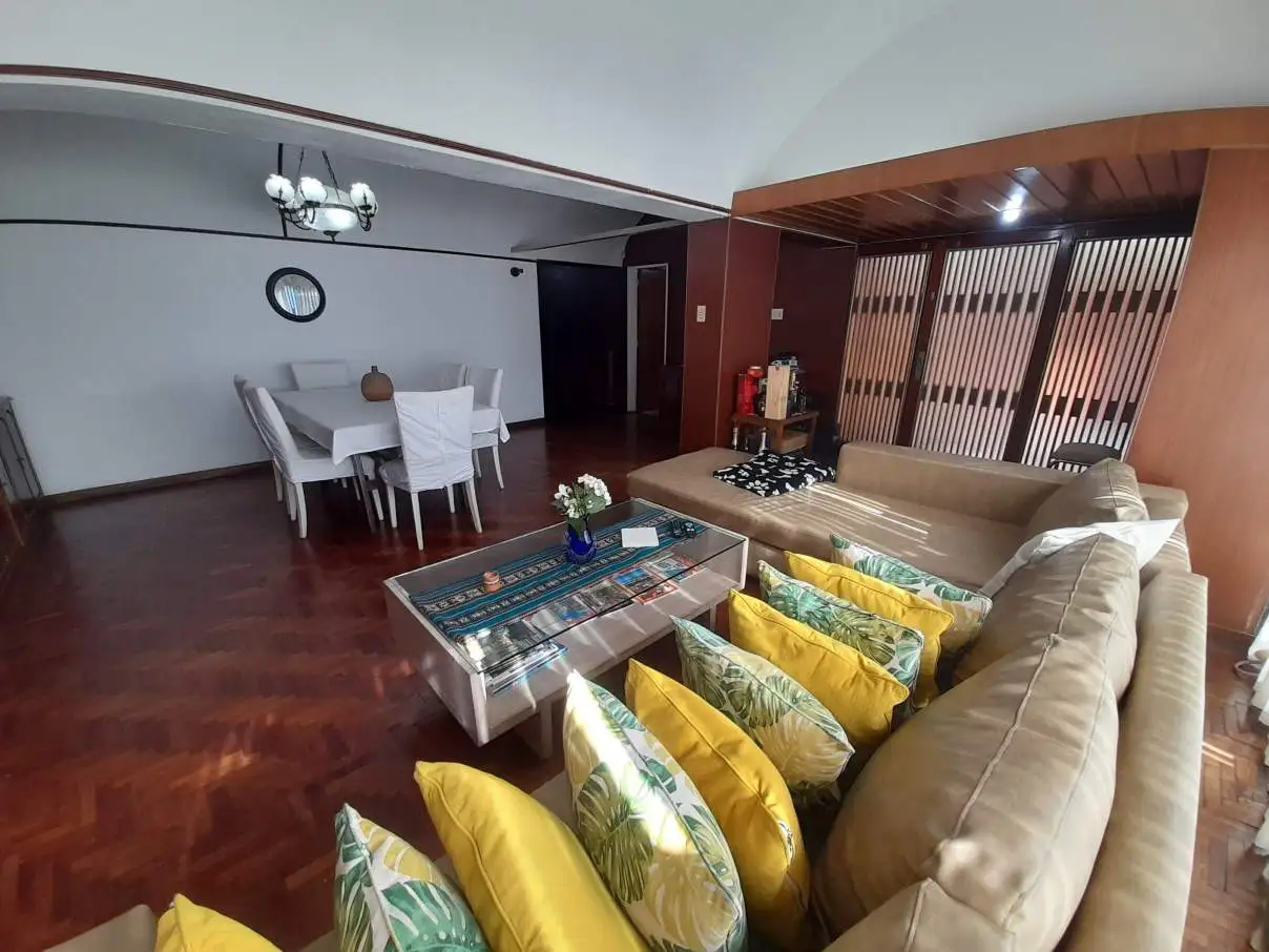 SALVATIERRA VENDE-ESPECTACULAR INMUEBLE EN BARRIO JUNIORS-500M2 TERRENO