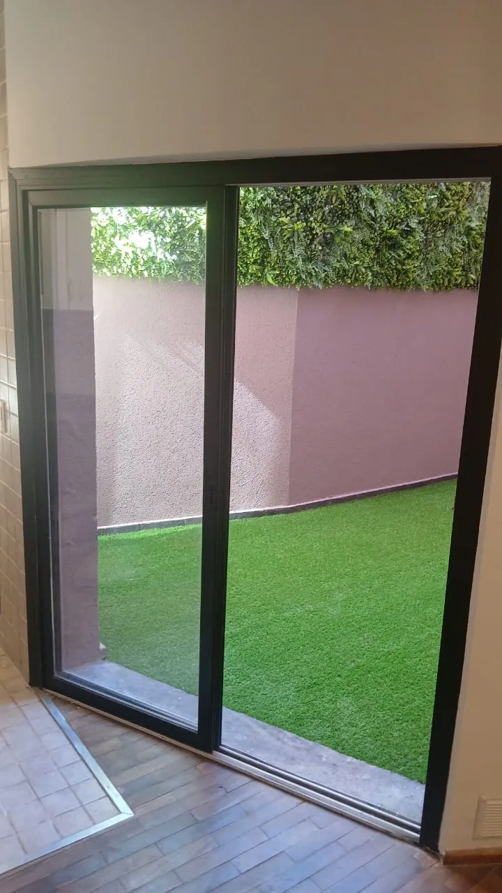 / PLANTA BAJA GRAN PATIO DE 40 MTS/ pileta/ reciclado a nuevo