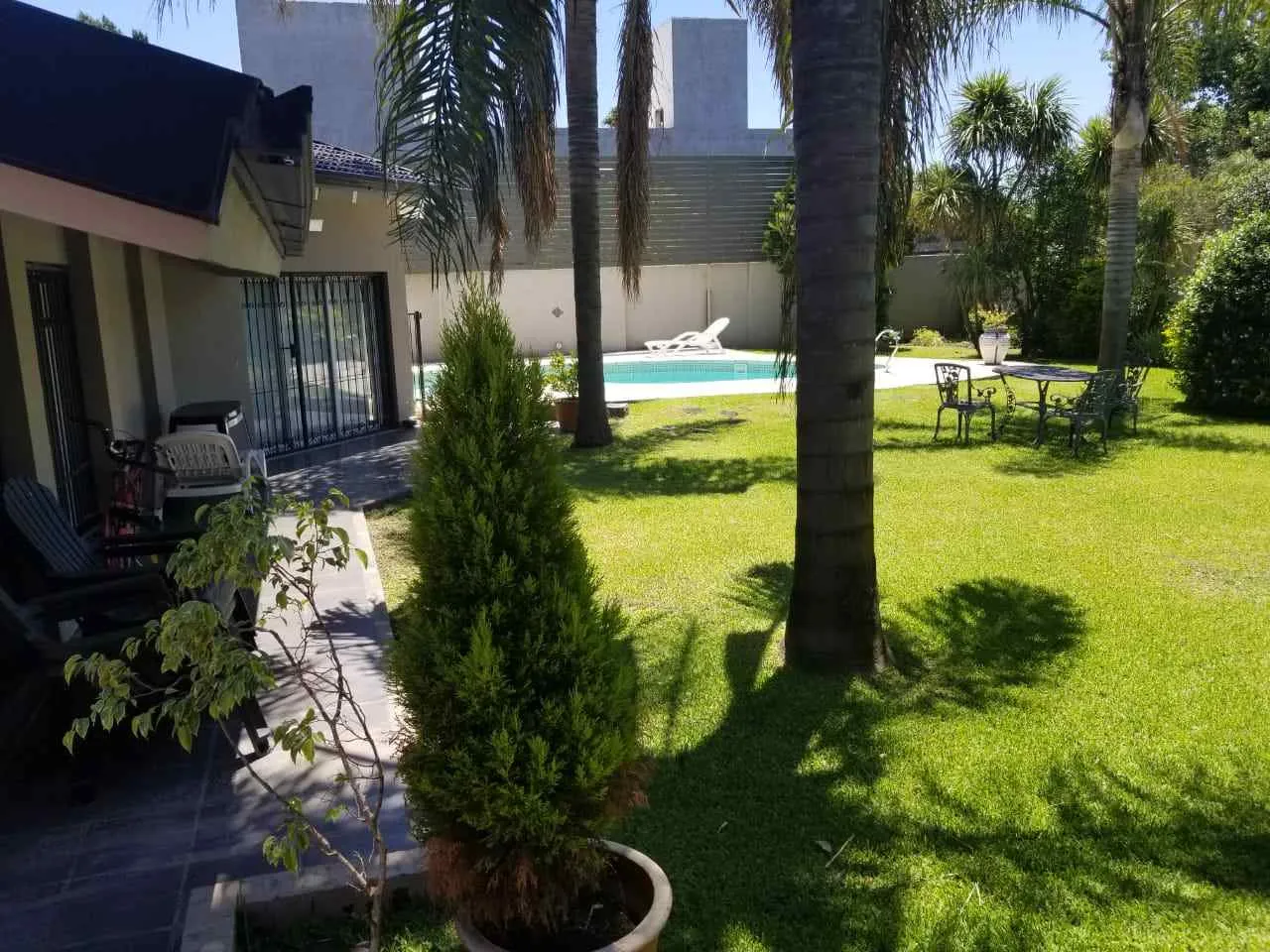 VILLA BELGRANO IMPORTANTE PROPIEDAD  500m2 CUBIERTOS CON PILETA
