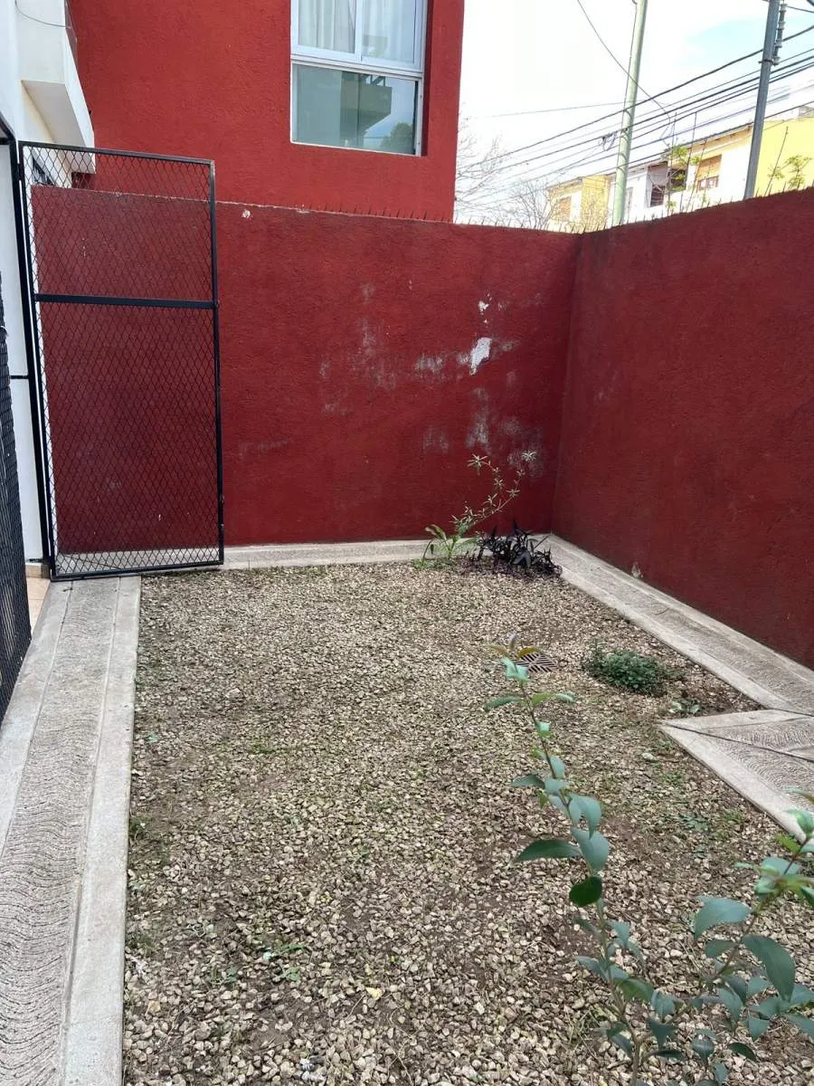 Bº ALTO ALBERDI - DEPTO DE 1 DORM - C/ PATIO DE CESPED - APTO BANCOR. Ag.