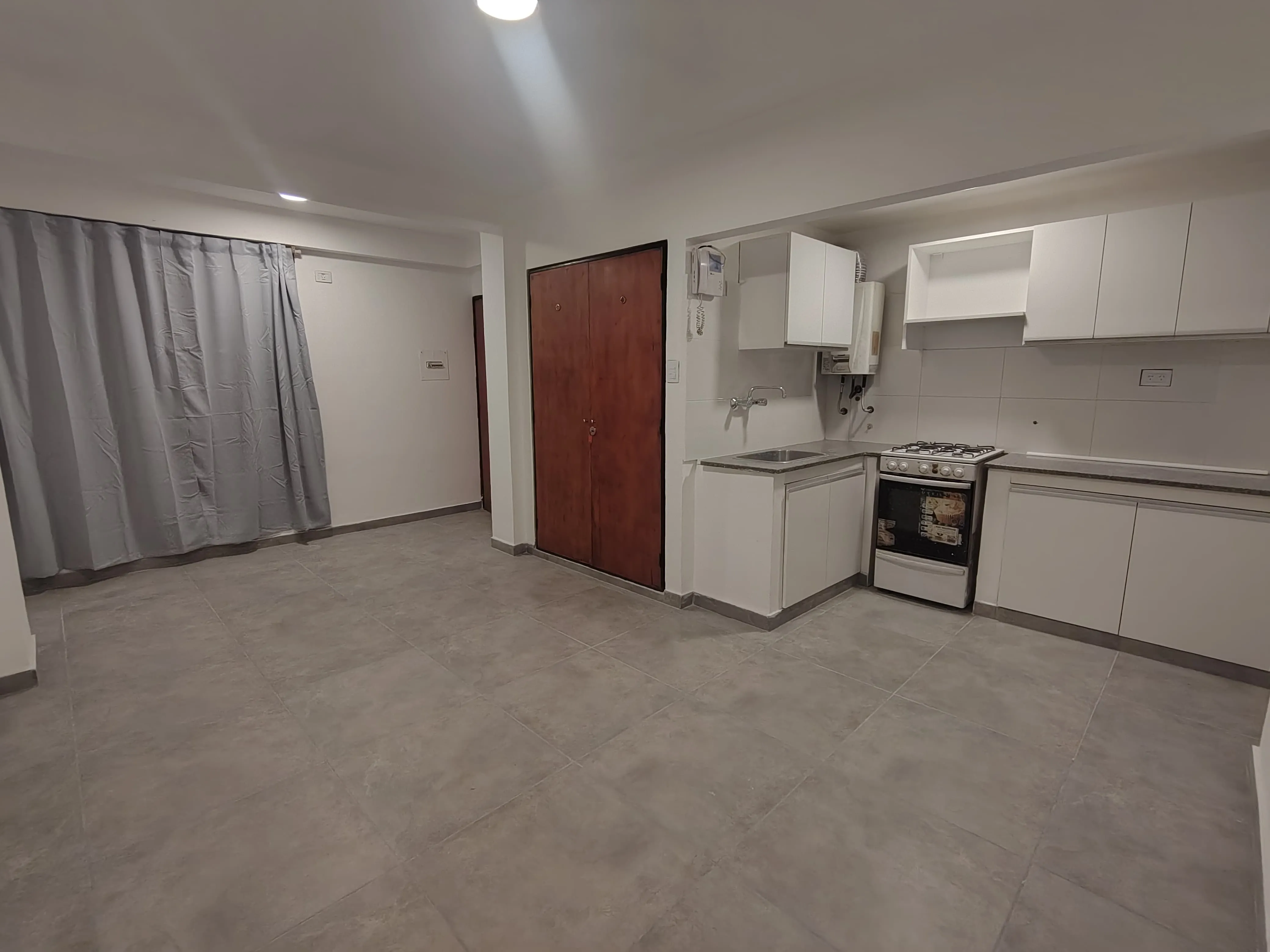 Venta Departamento, Centro, 1 Dormitorio TOTALMENTE RECICLADO