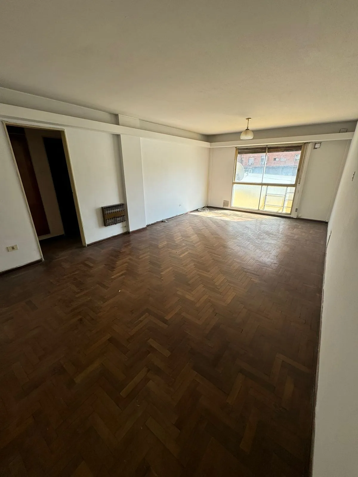 VENTA DPTO 2 DORM SOBRE CALLE JUJUY PROXIMO AV,COLON