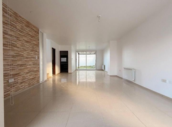 Casa · 160m² · 4 Ambientes · 1 Cochera
