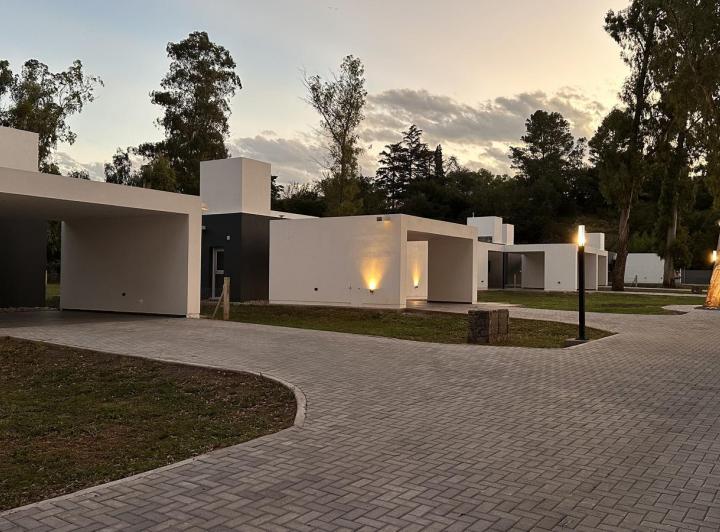 Casa · 132m² · 5 Ambientes · 2 Cocheras