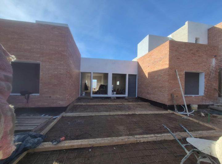 Casa · 75m² · 2 Dormitorios · 1 Cochera
