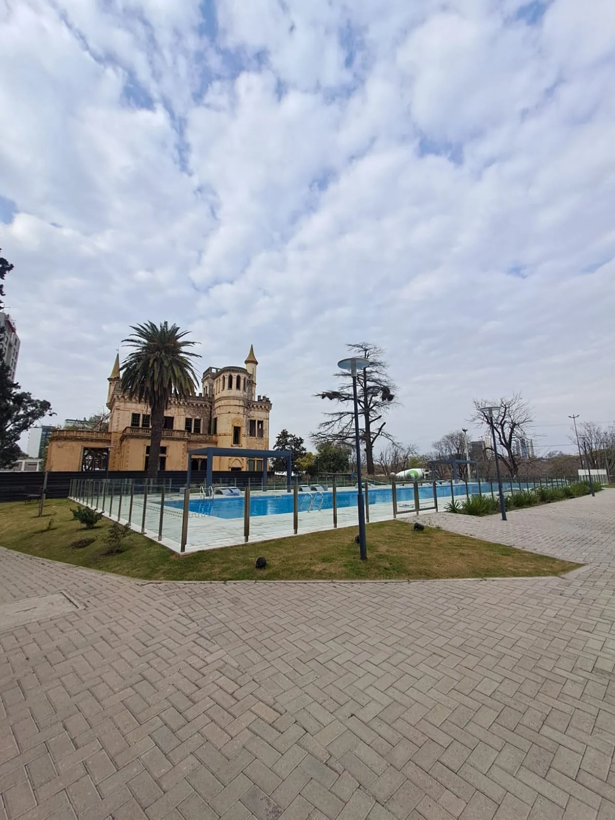 Departamento en OPERA PARK a estrenar 2 dormitorios con cochera. Bº Las Rosas