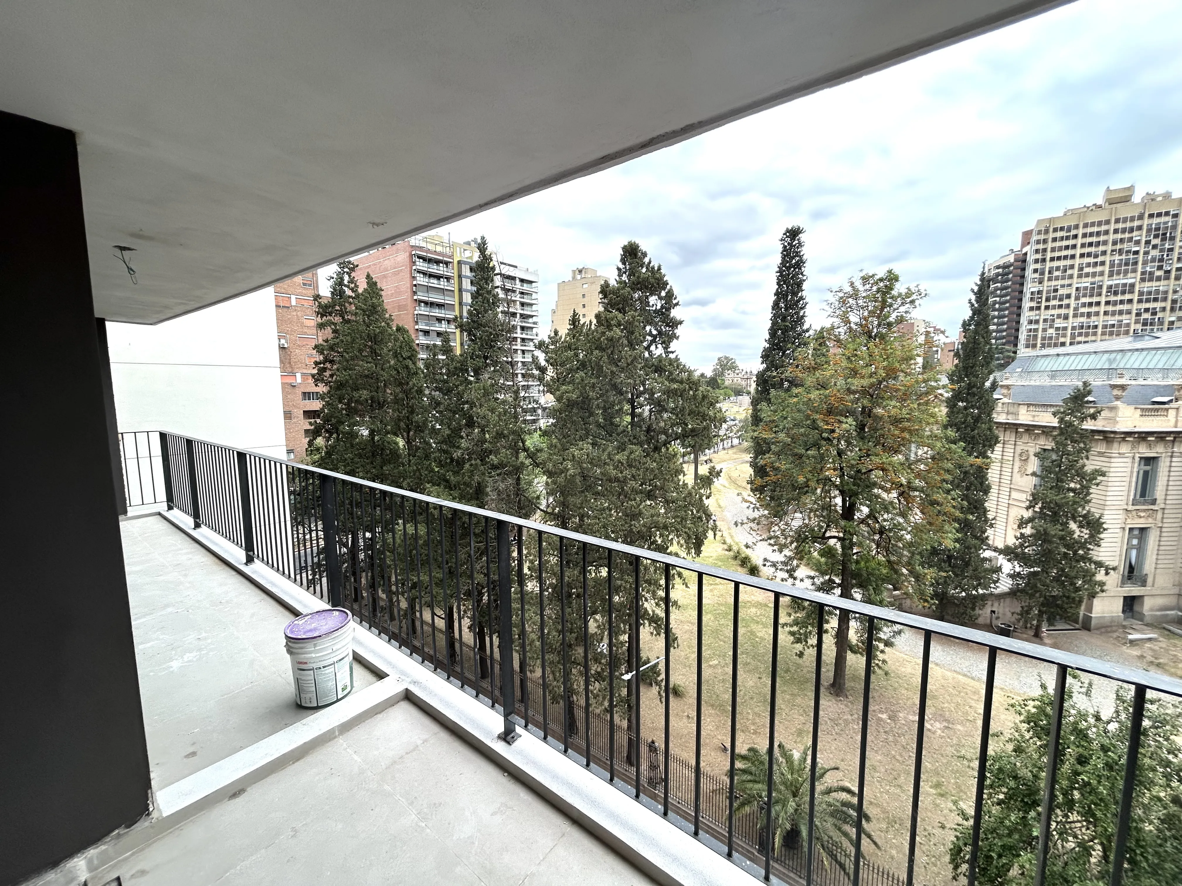 DEPARTAMENTO  ESTRENAR  2 DORMITORIOS  DE LUJO FRENTE PALACIO FERREYRA