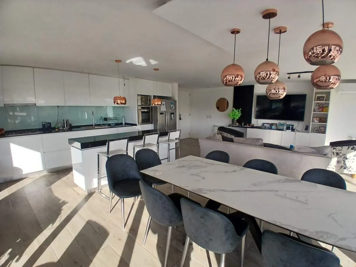 DEPARTAMENTO AMOBLADO EN ALQUILER - 3 DORMITORIOS  - GREENPARK LUXURY - VALLE ES...