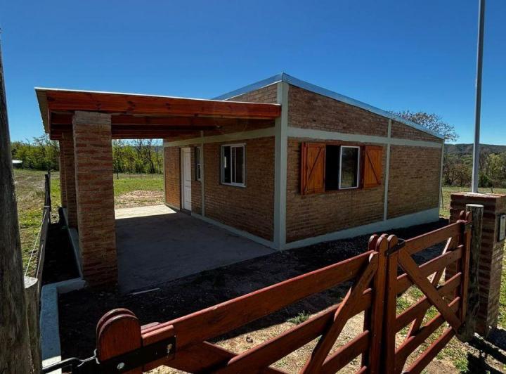 Casa · 80m² · 3 Ambientes · 1 Cochera