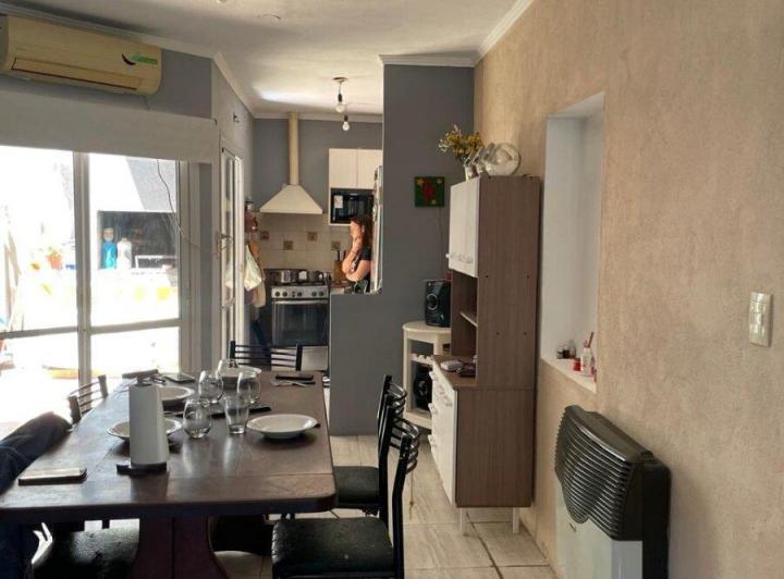 Casa · 136m² · 5 Ambientes · 1 Cochera