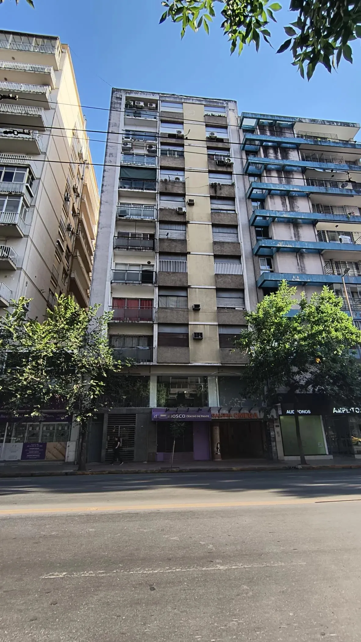 Departamento 7mo piso | Frente av. colon | 3 dormitorios | Apto crédito |92m2