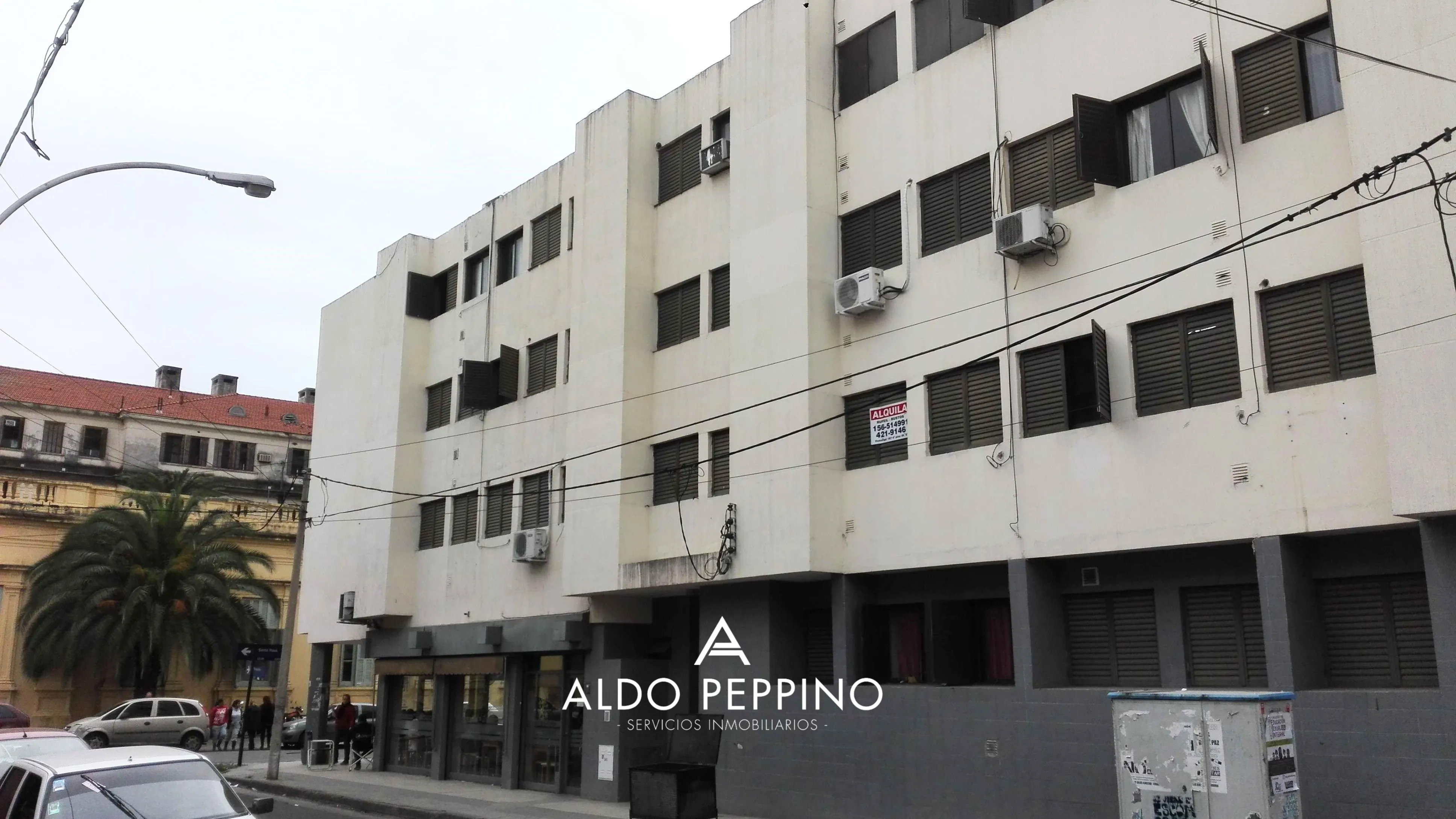 MONOAMBIENTE - ALBERDI - FRENTE HOSPITAL CLÍNICAS