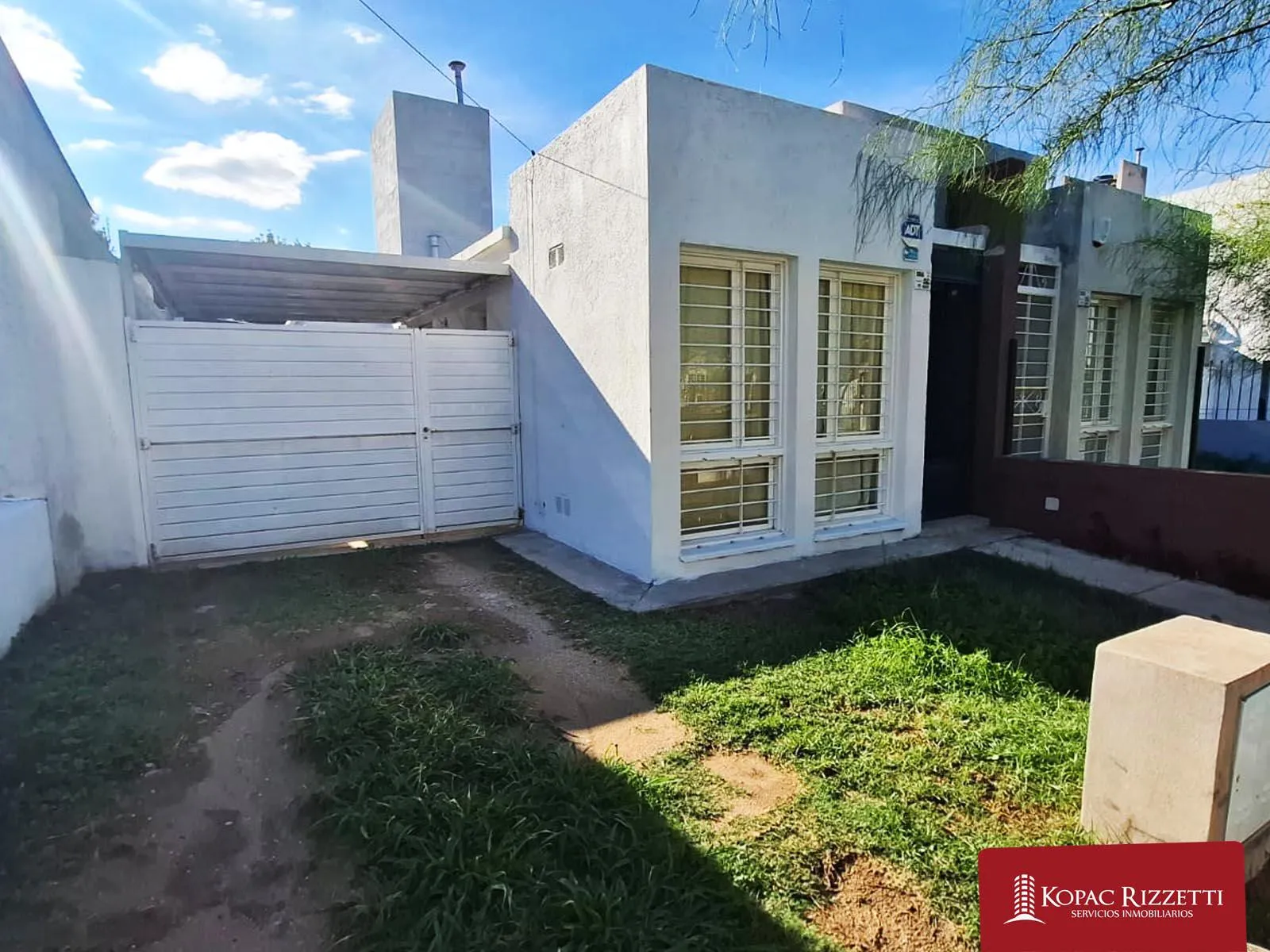 DON BOSCO DE HORIZONTE - VENTA CASA 2 DORMITORIOS.